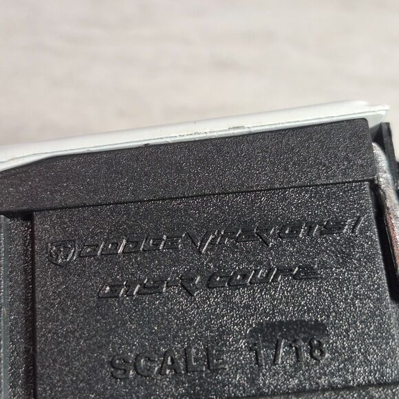 Blue & White Maisto Dodge Viper GTS GTS-R Coupe Scale 1/18 with Spoiler on Back. - Picture 14 of 16